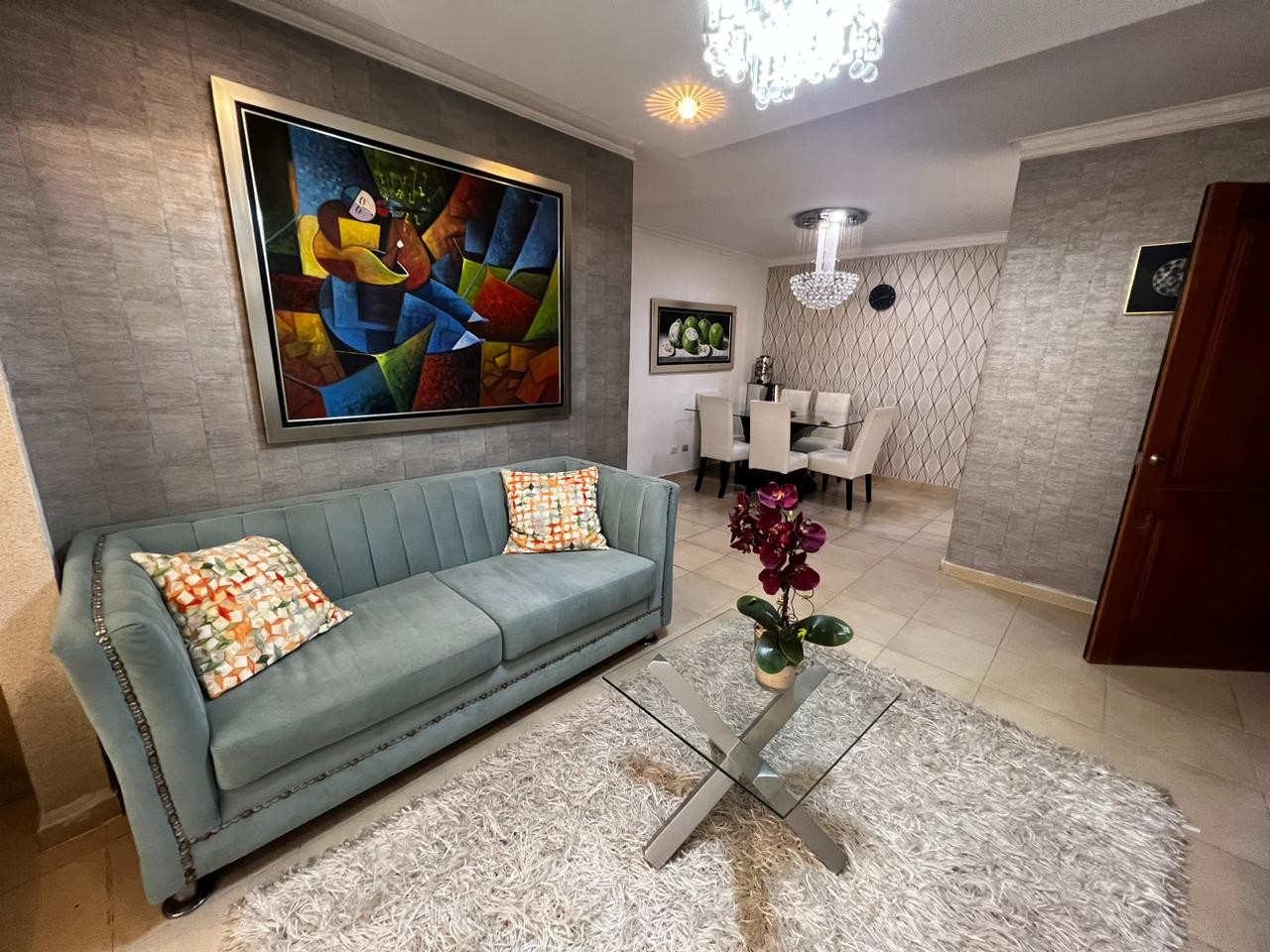 apartamentos - Se alquila apartamento amueblado en La Republica De Colombia 2
