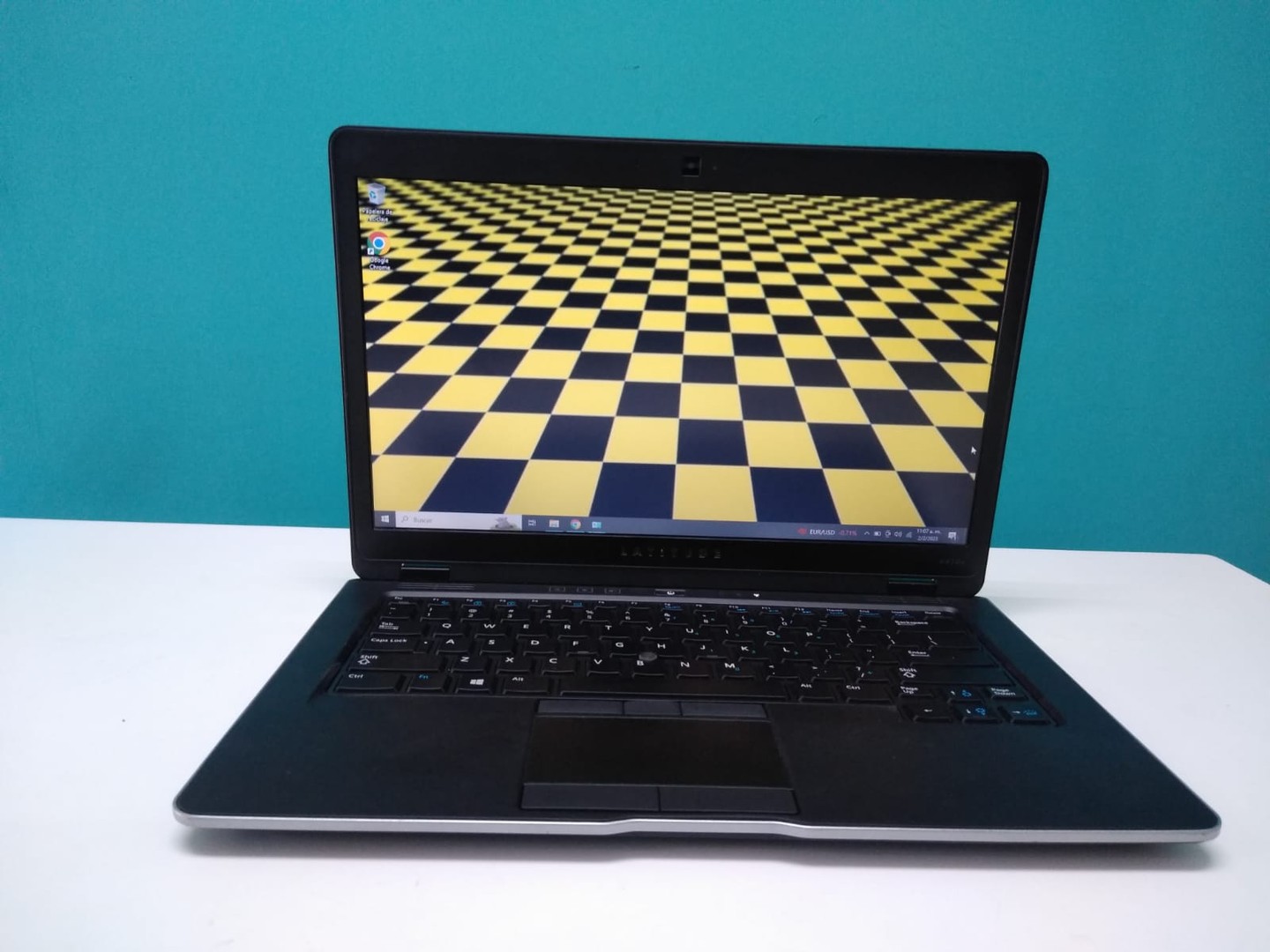 computadoras y laptops - Laptop, Dell Latitude 6430U / 3th Gen / Intel Core i3 / 4GB DDR3 / 128GB SSD