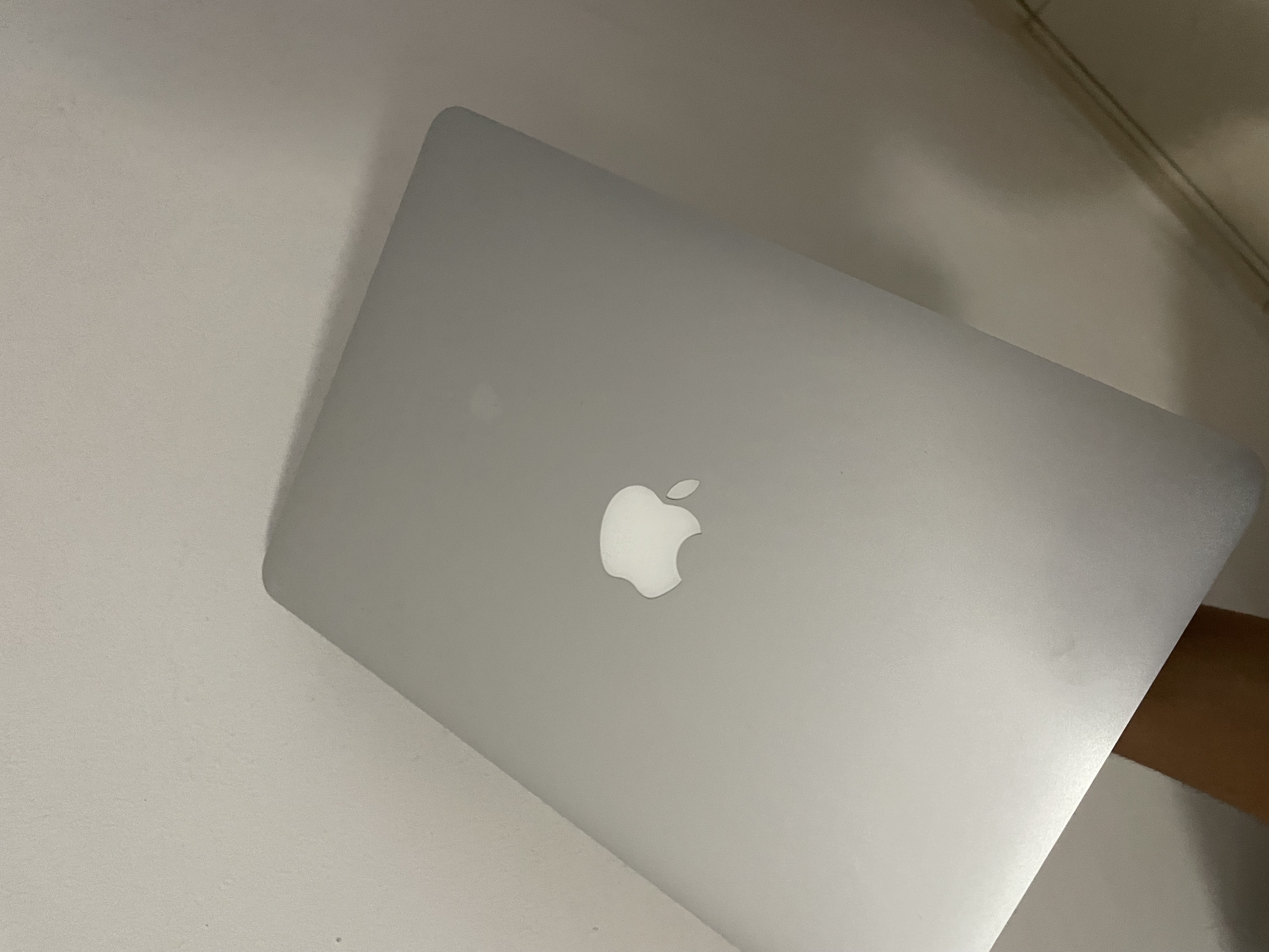 computadoras y laptops - MacBook Pro
 3