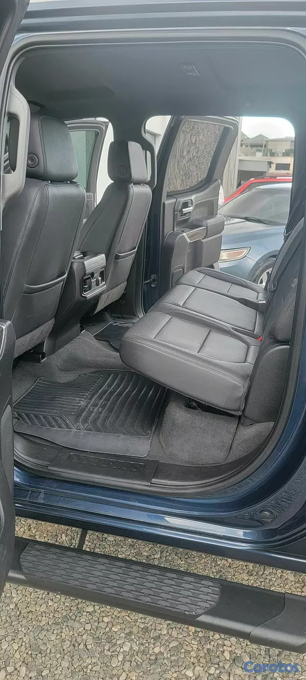jeepetas y camionetas - CHEVROLET SILVERADO DIESEL 2020 6