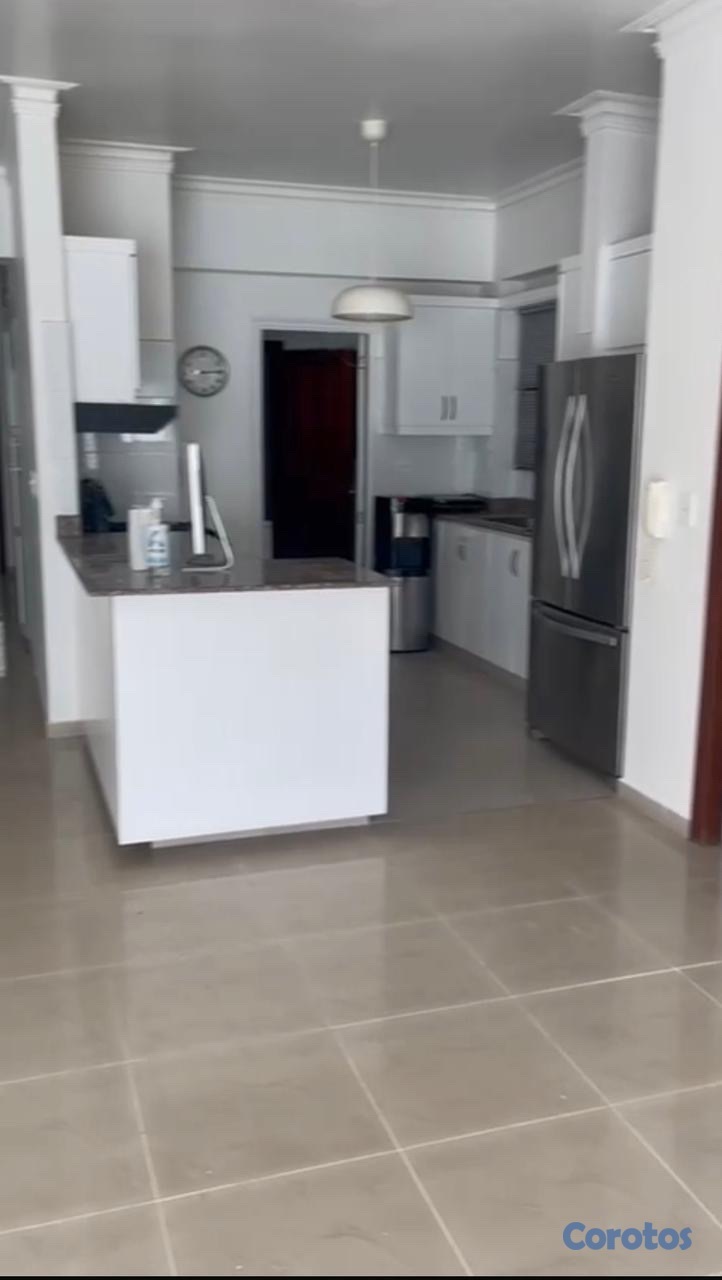 apartamentos - ALQUILER EN TORRE – URBANIZACIÓN REAL 
3er Nivel – Próx. Rómulo Bentancour.
 2