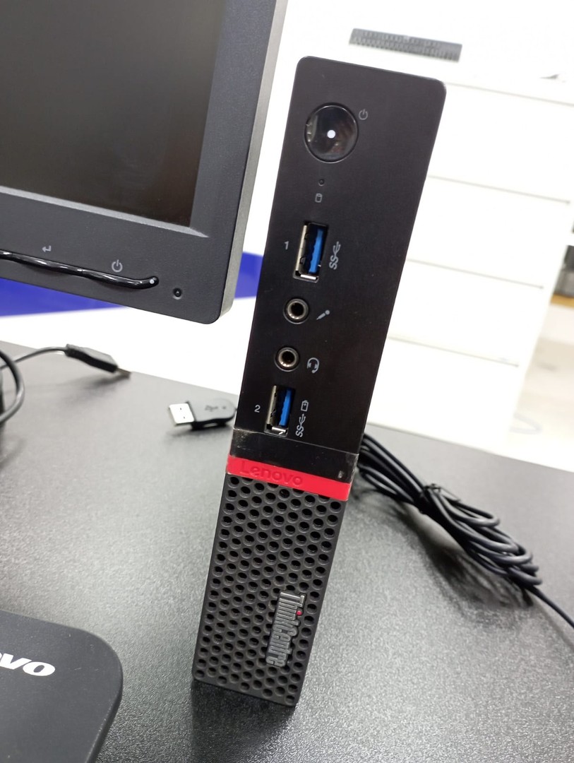 computadoras y laptops - COMBO USADO PC  COMPLETA LENOVO 
