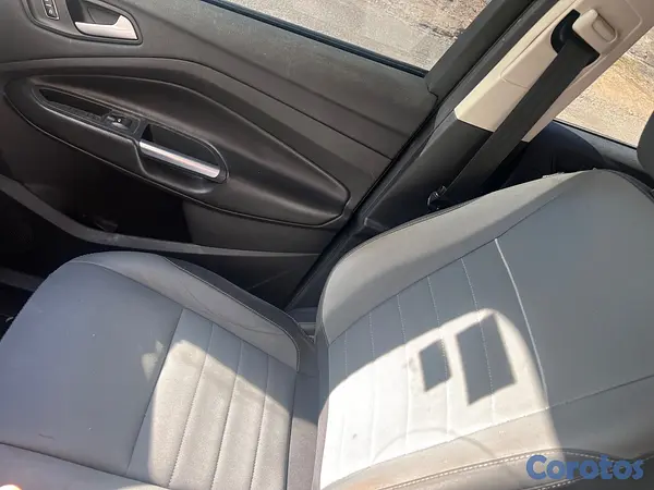 jeepetas y camionetas - Ford Escape se 2015 Motor 1.6 Ecoboost  3