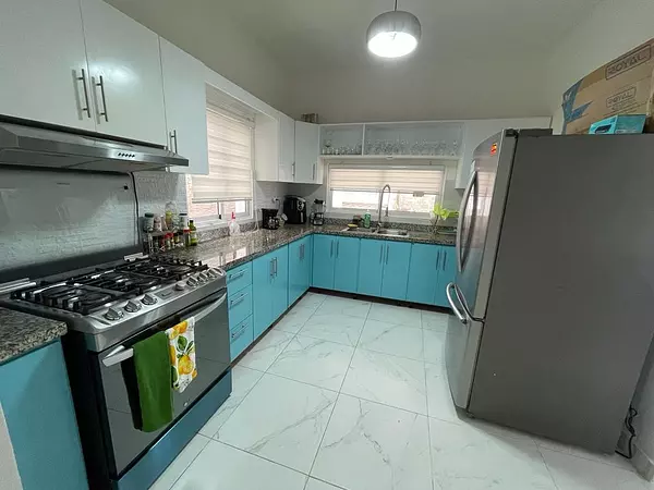casas - Se vende casa en Arroyo Hondo III 6