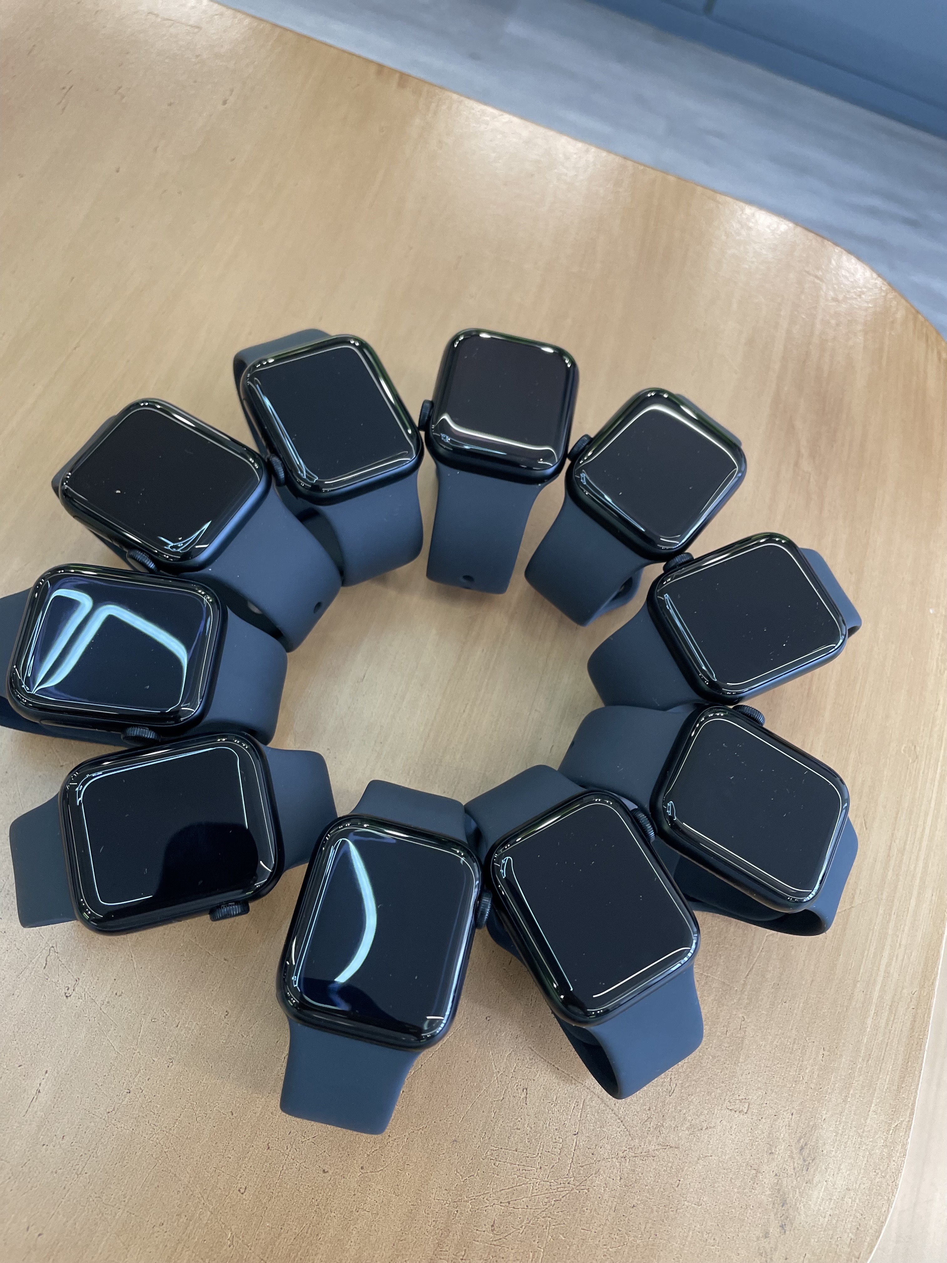 otros electronicos - APPLE WATCH SE 2da GENERACIÓN 40mmNUEVOSGARANTÍA INCLUIDA  1