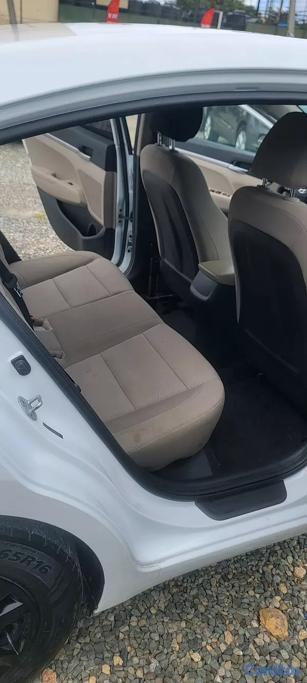 carros - HYUNDAI ELANTRA 2020 7