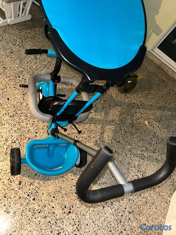 juguetes - Vendo Triciclo para niños pequeños con muy poco us 4