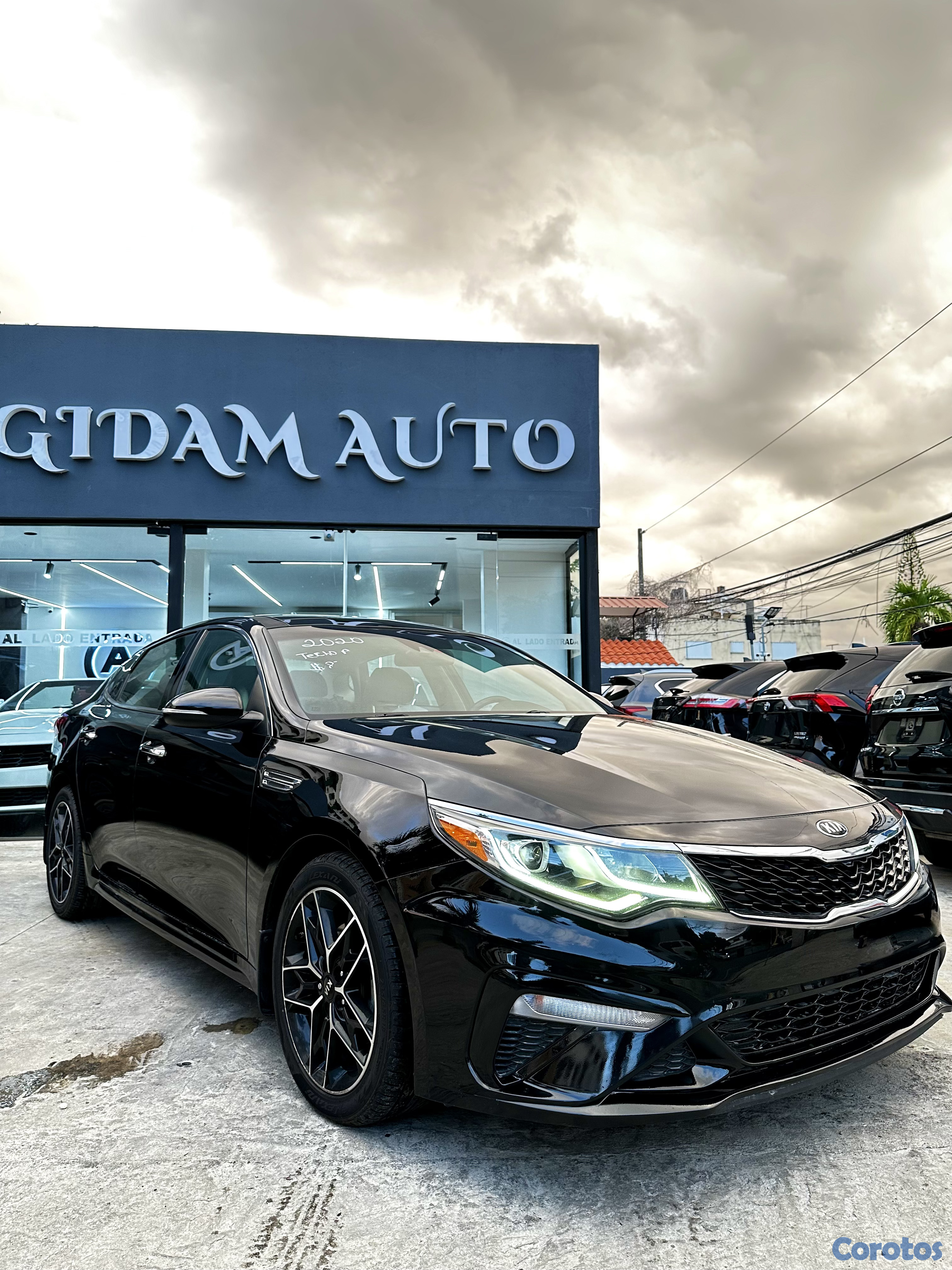 carros - Kia óptima SE 2020 panorámico 1