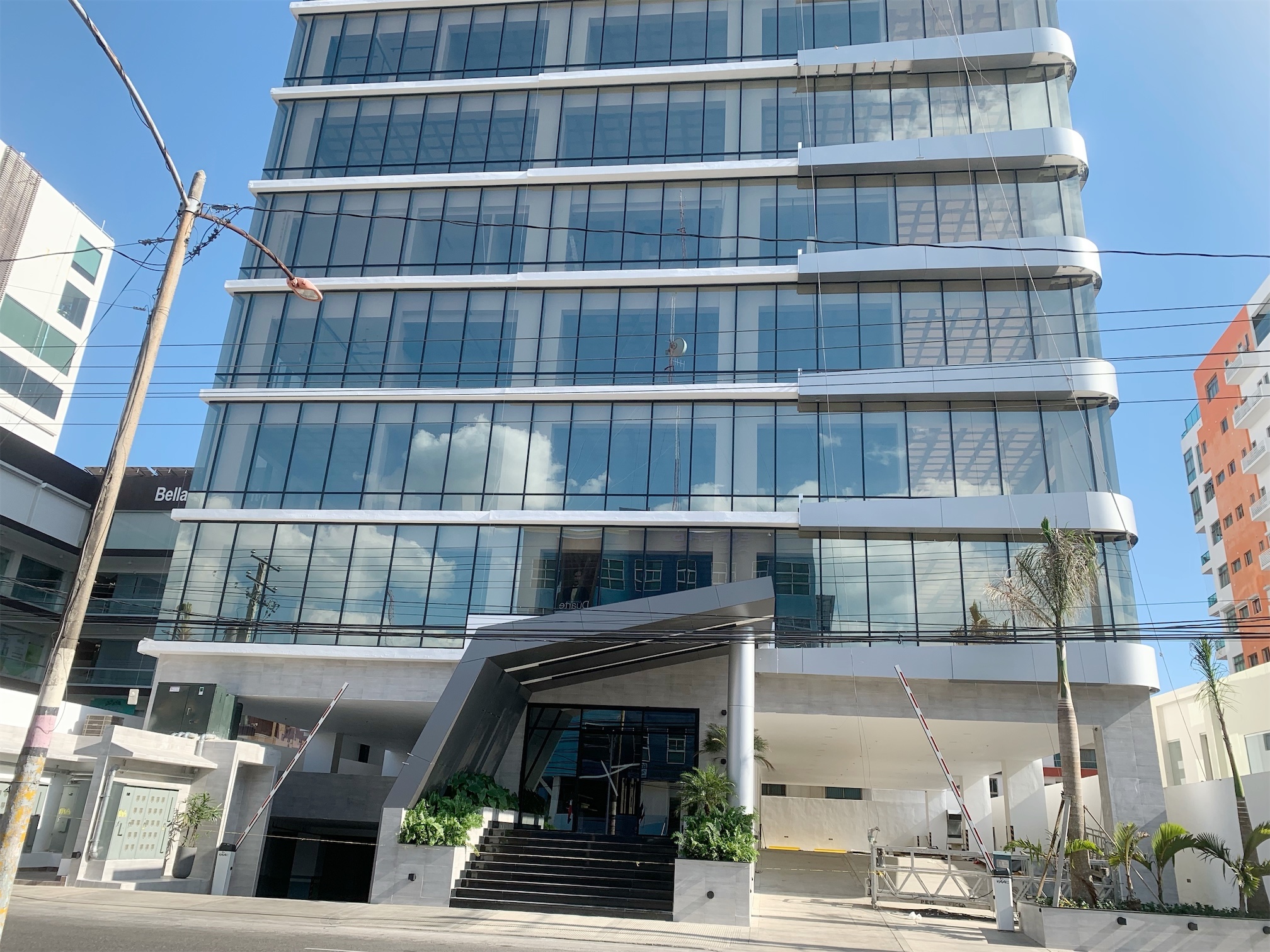 oficinas y locales comerciales - Oficinas corporativas en venta  bella vista 3