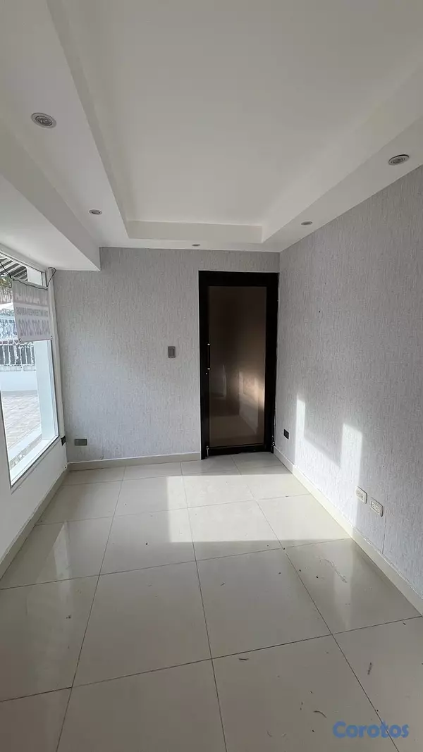 oficinas y locales comerciales - LOCAL COMERCIAL  3