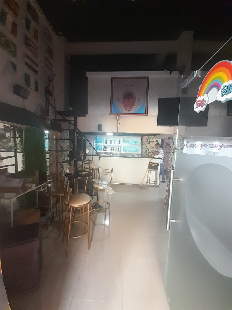 oficinas y locales comerciales - Alquiler Local Comercial Ubicado en la Zona Colonial, Santo Domingo 1