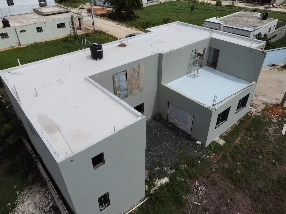casas - Vendo (2) Casas en Una, Una Independiente en Cada Nivel.  en  Residencial Naime 7