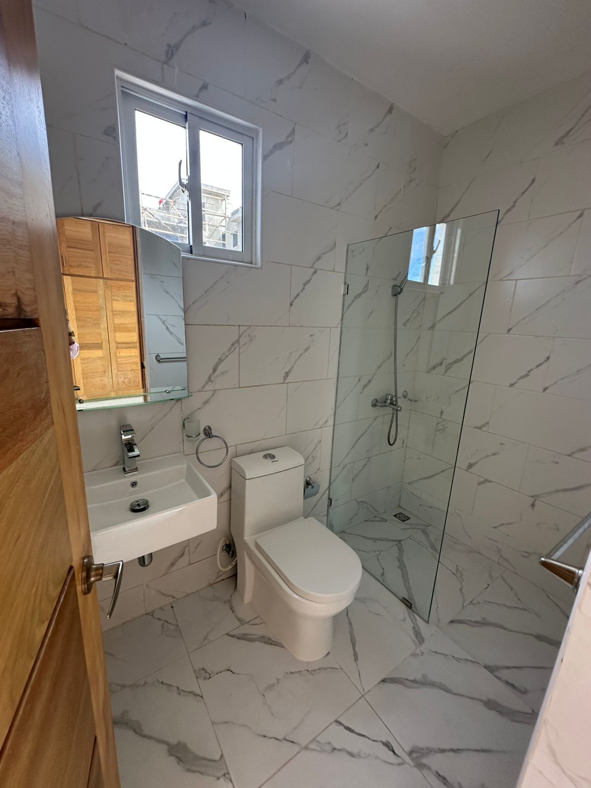 casas - Casa con Piscina, balcón y azotea en Prado Oriental Próximo a la Av. Ecológica 8
