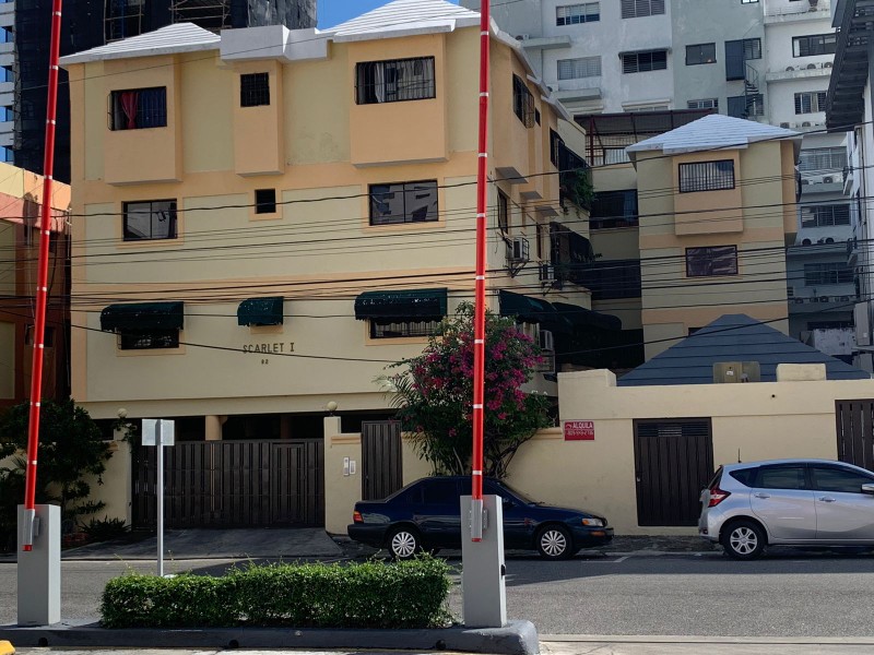 apartamentos - Piantini prox. Blue Mall 170mts2 3 dorm. 2 baño 2salas, com,parq. tech.