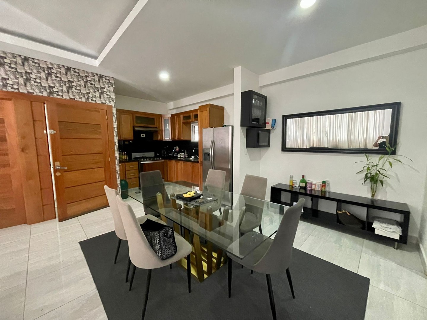 apartamentos - APARTAMENTO EN VENTA 
Bella Vista, Santo Domingo 

Precio amueblado US$180,000. 2