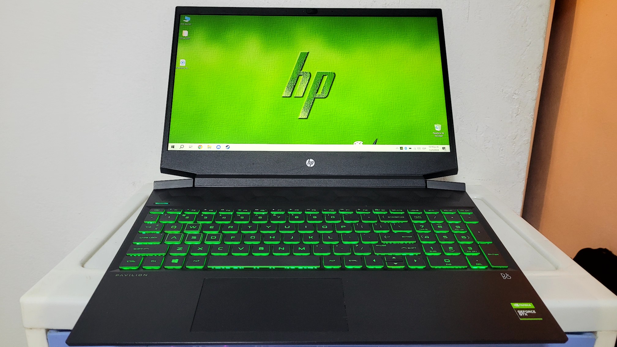 computadoras y laptops - Laptop hp 17 Pulg Ryzen 5 5600h Ram 32gb Disco 500gb Nvidea Gtx 1650 4gb