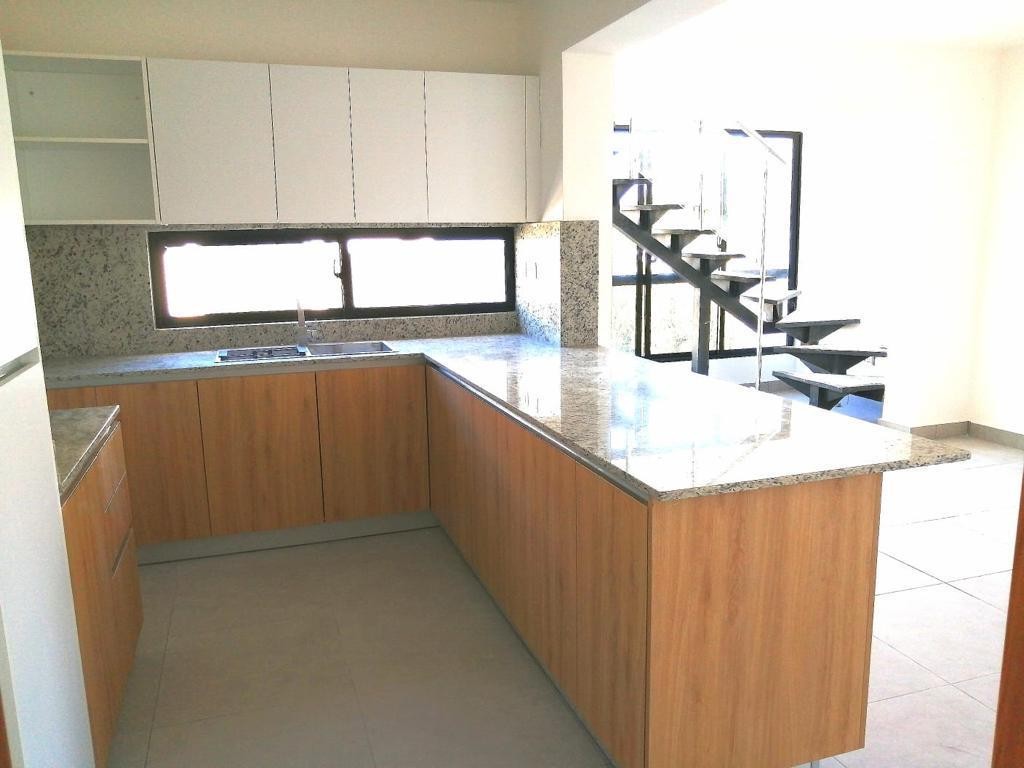 apartamentos - Bonito Penthouse 4to Nivel en el Dorado II 4