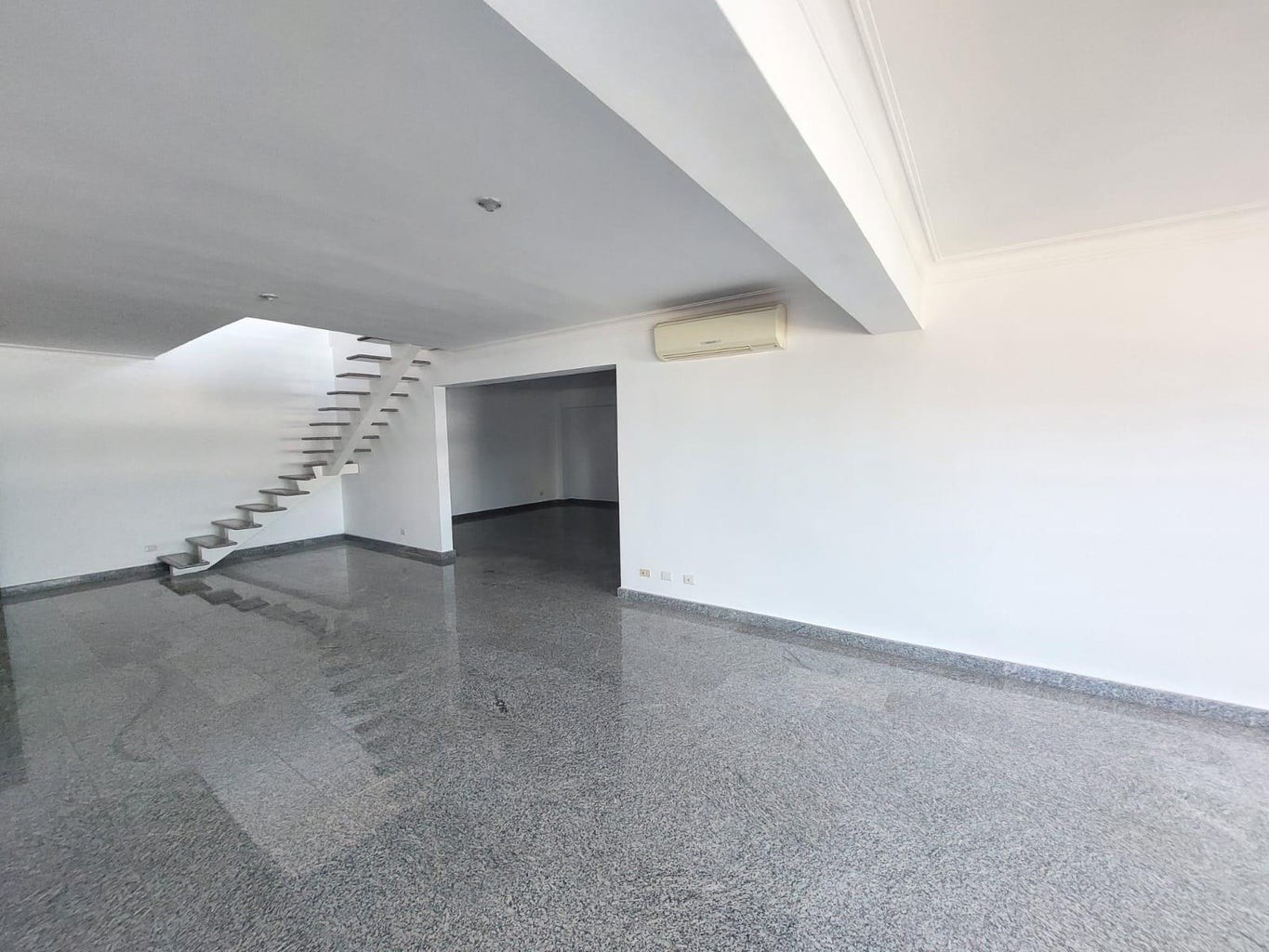 apartamentos - Hermoso pent-house de 2 niveles a estrenar