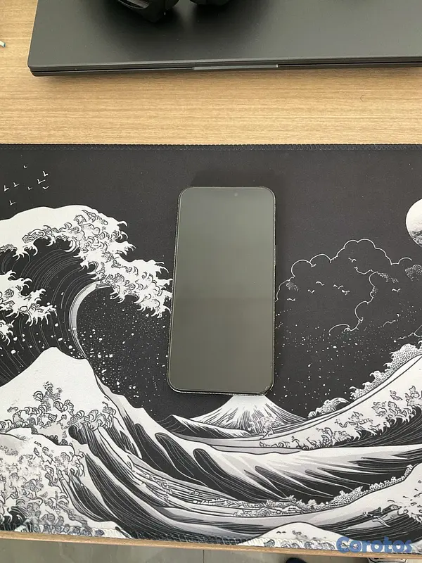 celulares y tabletas - Apple iPhone 15 Pro Max 2