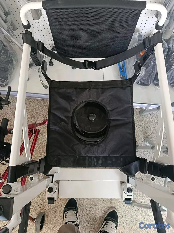 Salud y Equipamiento Médico - Silla de Transferencia Hidráulica  2