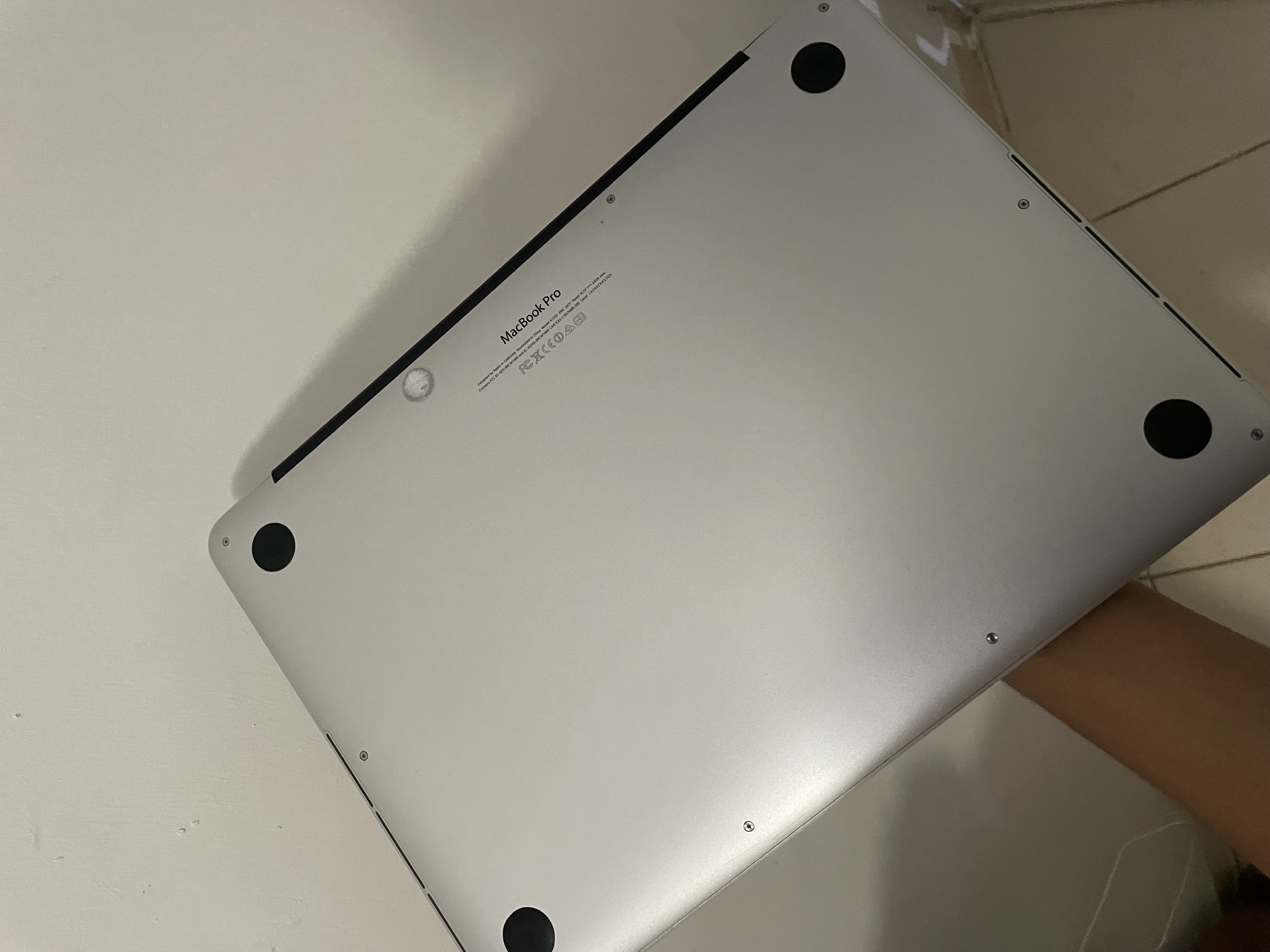 computadoras y laptops - MacBook Pro
 4