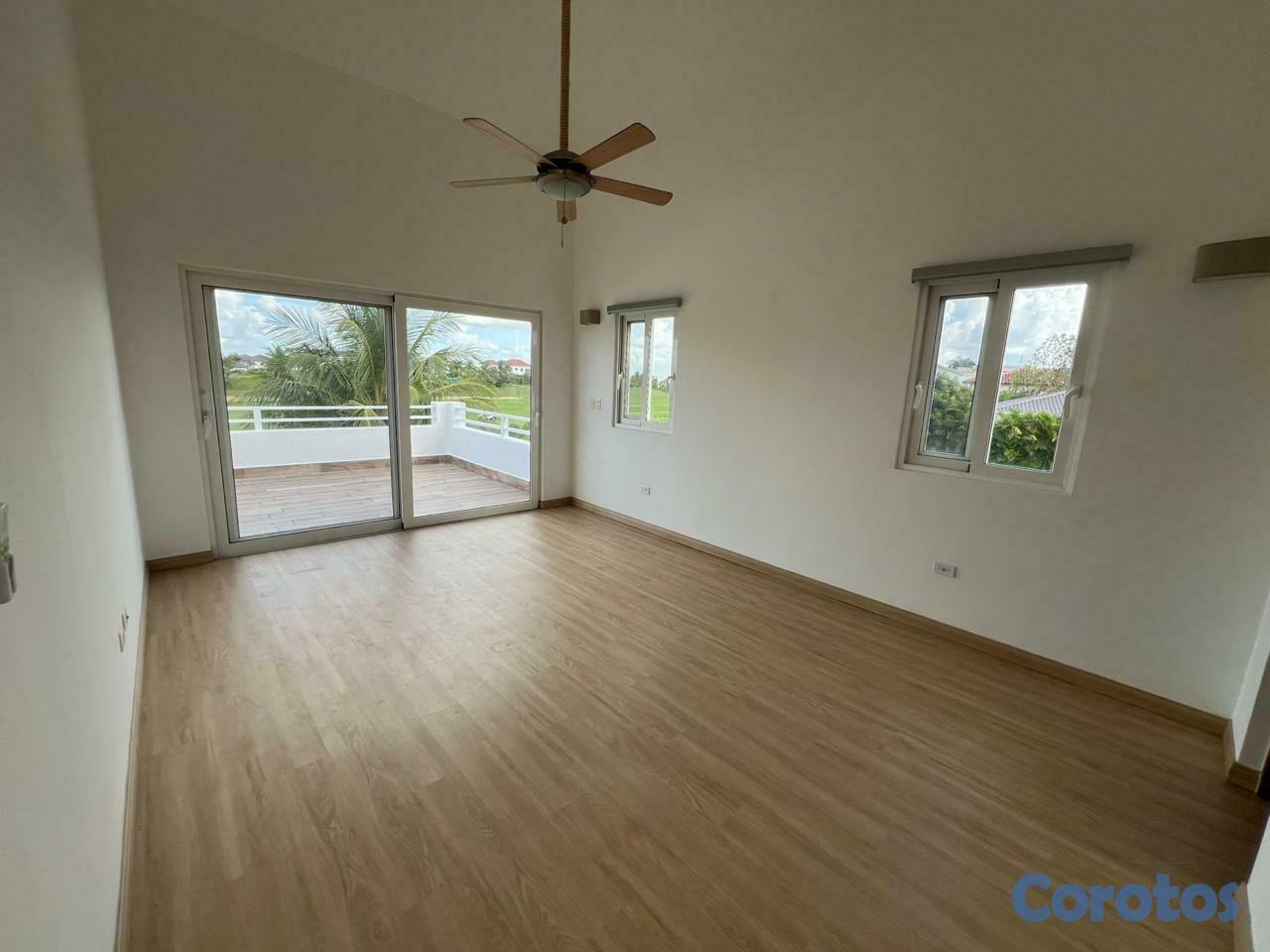 casas vacacionales y villas - Villa Moderna en Prestigiosa Comunidad  Lista para Disfrutar 4