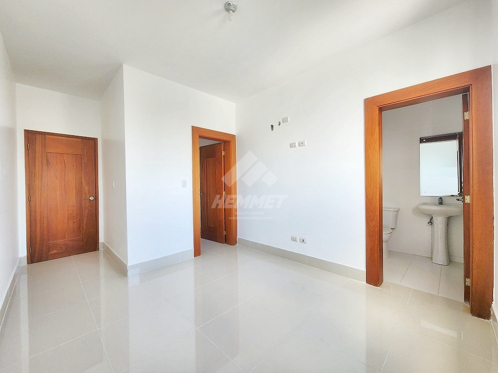 apartamentos - TORRE CON PISCINA Y ASCENSOR RINCON LARGO STGO. 9