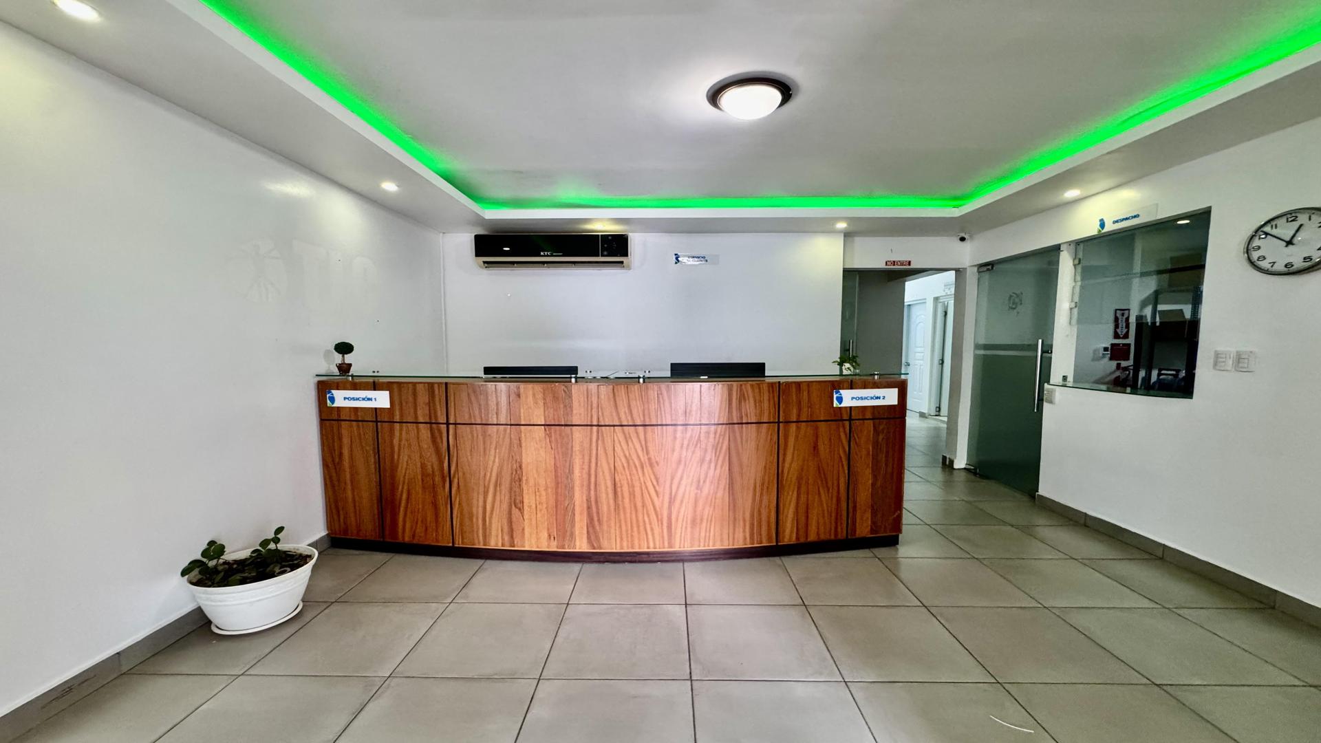 oficinas y locales comerciales - LOCAL COMERCIAL CON EXCELENTE UBICACION EN LOS JARDINES METROPOLITANOS SANTIAGO 7