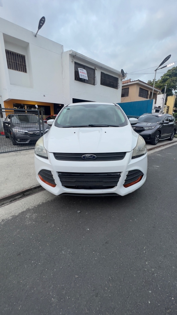jeepetas y camionetas - FORD ESCAPE SE 2016, MOTOR 2.5, ESTRIBOS