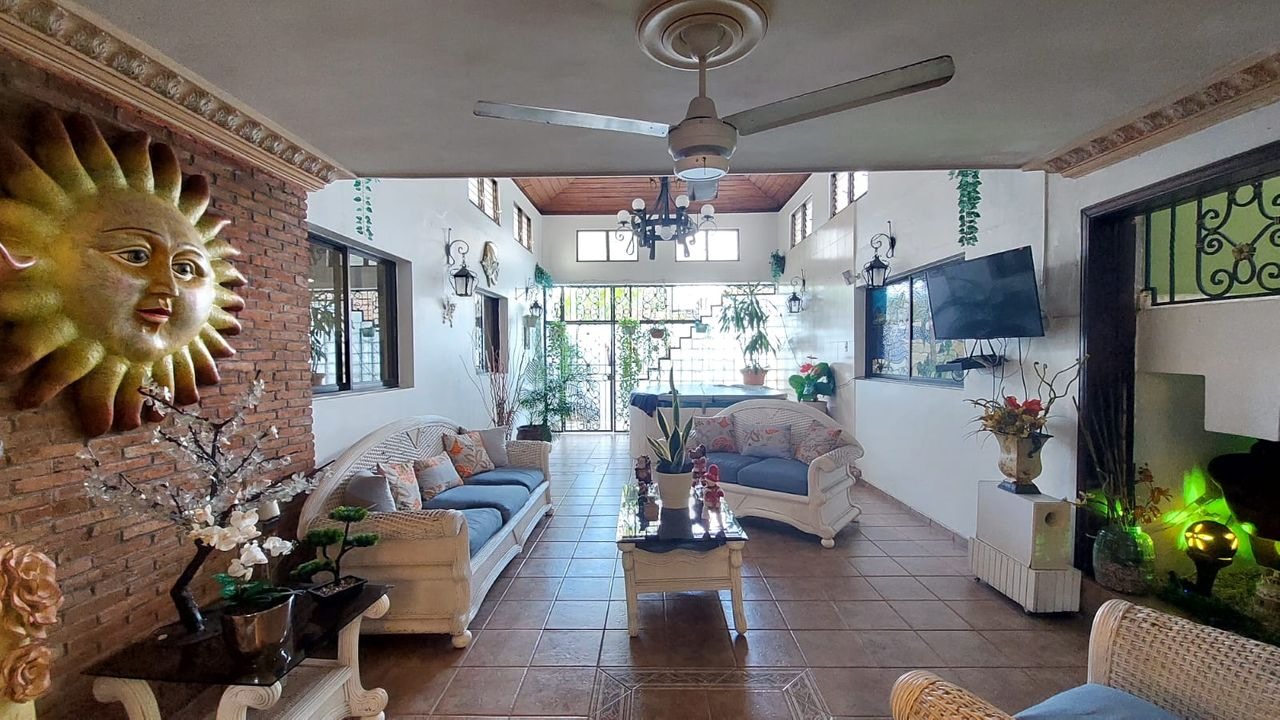 casas - Vendo casa en Julieta Morales  7