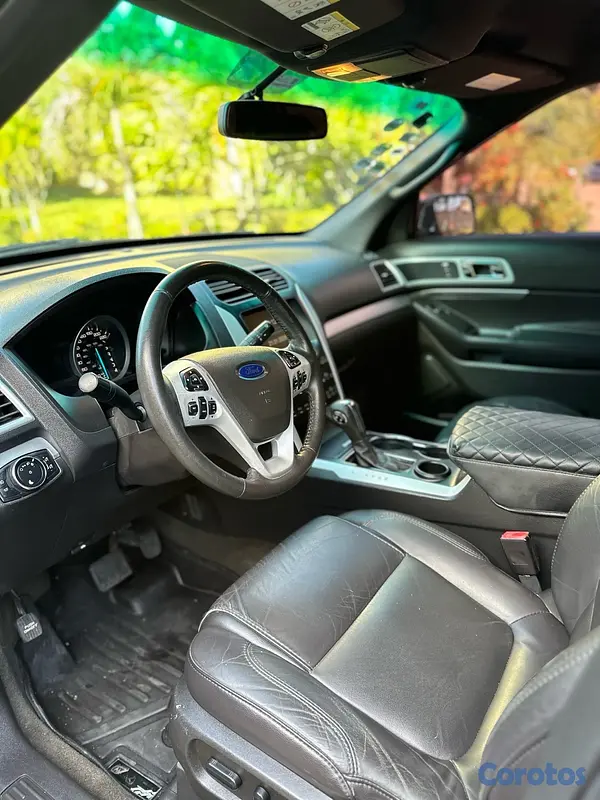 jeepetas y camionetas - FORD EXPLORER XLT 2015 6