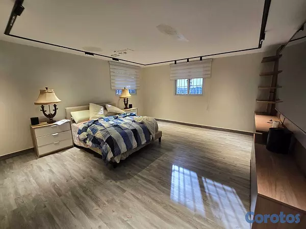casas - Hermosa Casa remodelada de 2 niveles en San Miguel 4