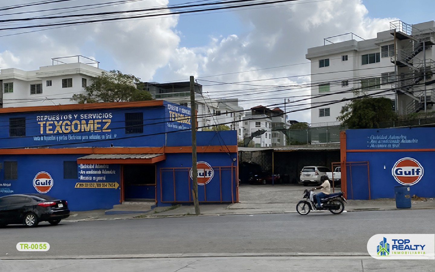oficinas y locales comerciales - TR-0055: Local comercial en la Monumental casi esquina República De Colombia 2