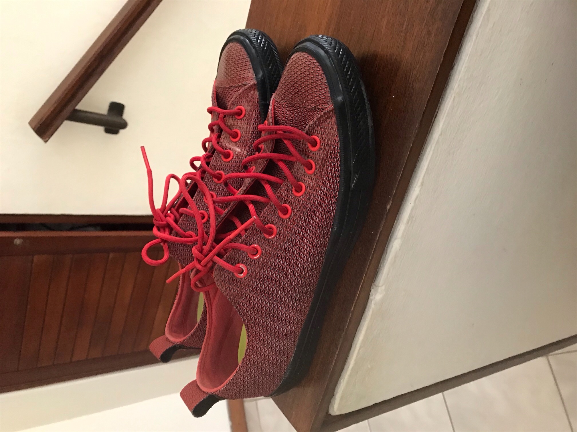 zapatos para mujer - Converse Chuck Taylor Rojos 3M size 11