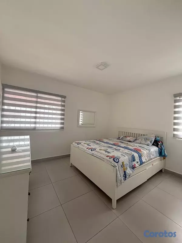 apartamentos - vendo en el millón piso 4 dos habitaciones dos baños parqueo balcón servicio  15