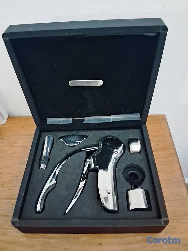 cocina - Set de accesorios para vino Brookstone, 6 piezas.  2