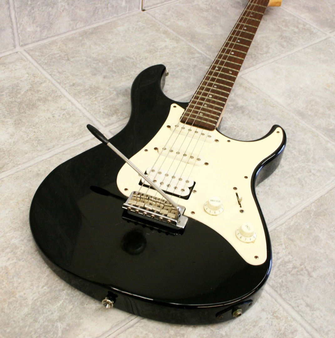 instrumentos musicales - Guitarra eléctrica YAMAHA Pacífica negra-Blanca importa, sin uso, open box  3