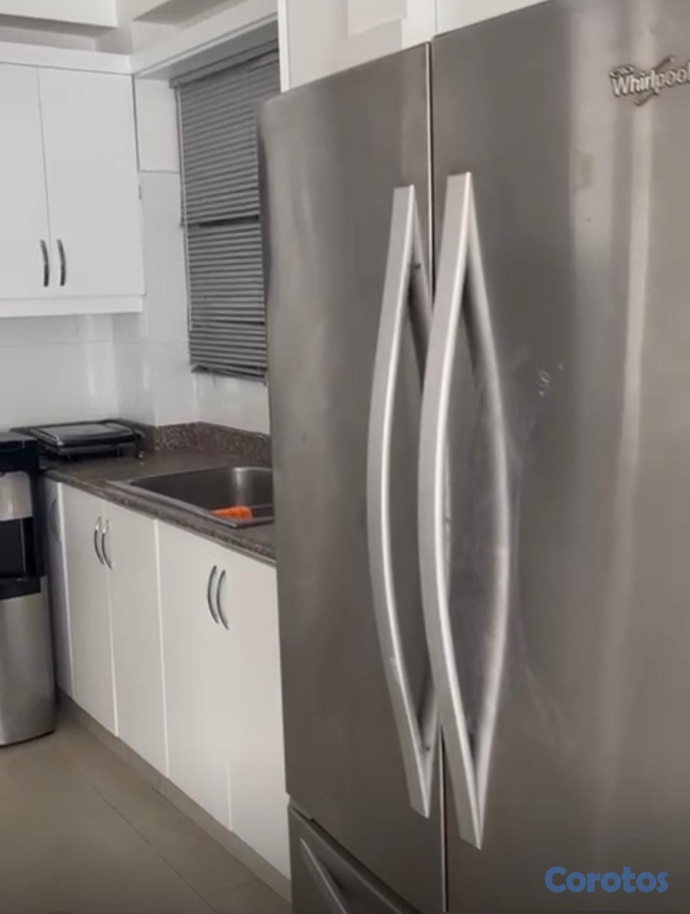 apartamentos - ALQUILER EN TORRE – URBANIZACIÓN REAL 
3er Nivel – Próx. Rómulo Bentancour.
 3