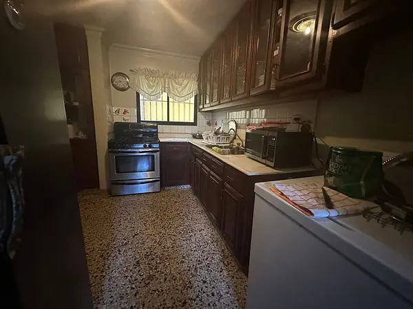 casas - Casa en Av. Independencia  8