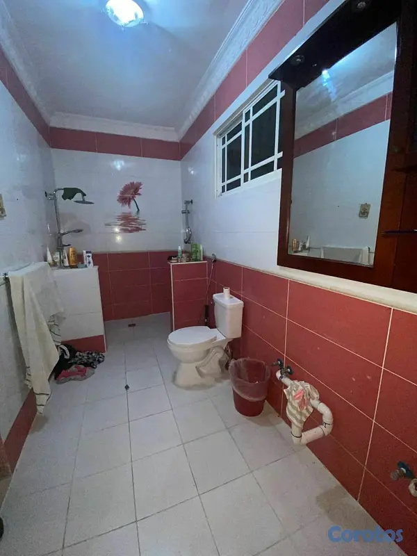 casas - Amplia Casa a la Venta 3