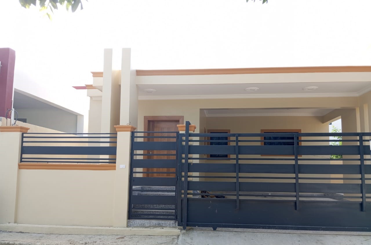 casas - CASA EN VENTA EN ZONA RESIDENCIAL