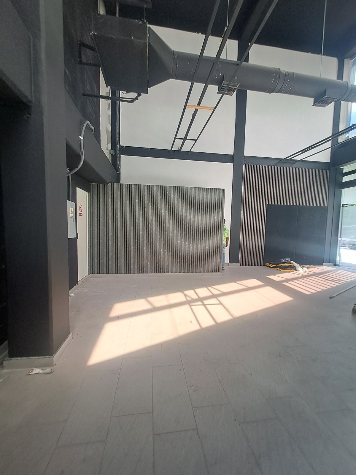 oficinas y locales comerciales - Alquilo  local 1er piso Arroyo hondo viejo   0