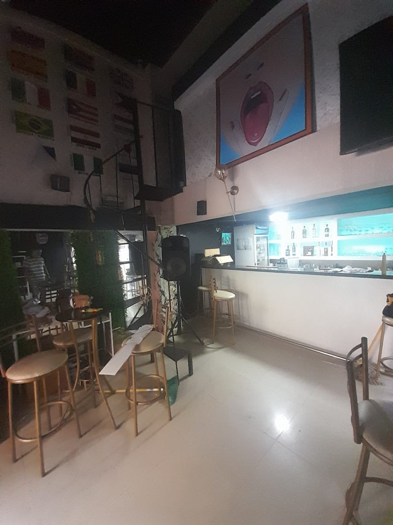 oficinas y locales comerciales - Alquiler Local Comercial Ubicado en la Zona Colonial, Santo Domingo 2