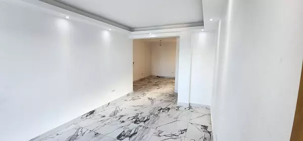 apartamentos - Apartamento Segundo Piso con Terraza, Corales del Sur. VENDIDO 10