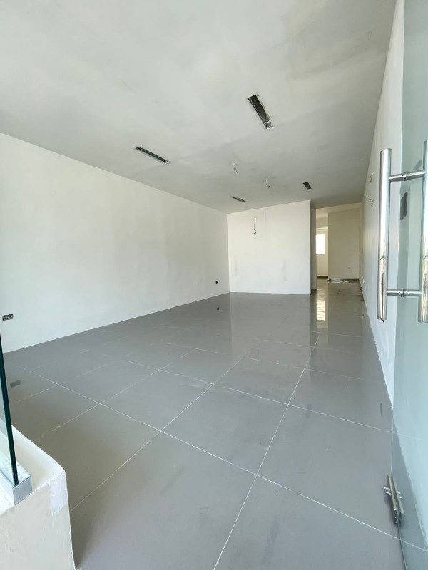 oficinas y locales comerciales - 🔵Alquilo local 60 mts 2do piso en los prados  1