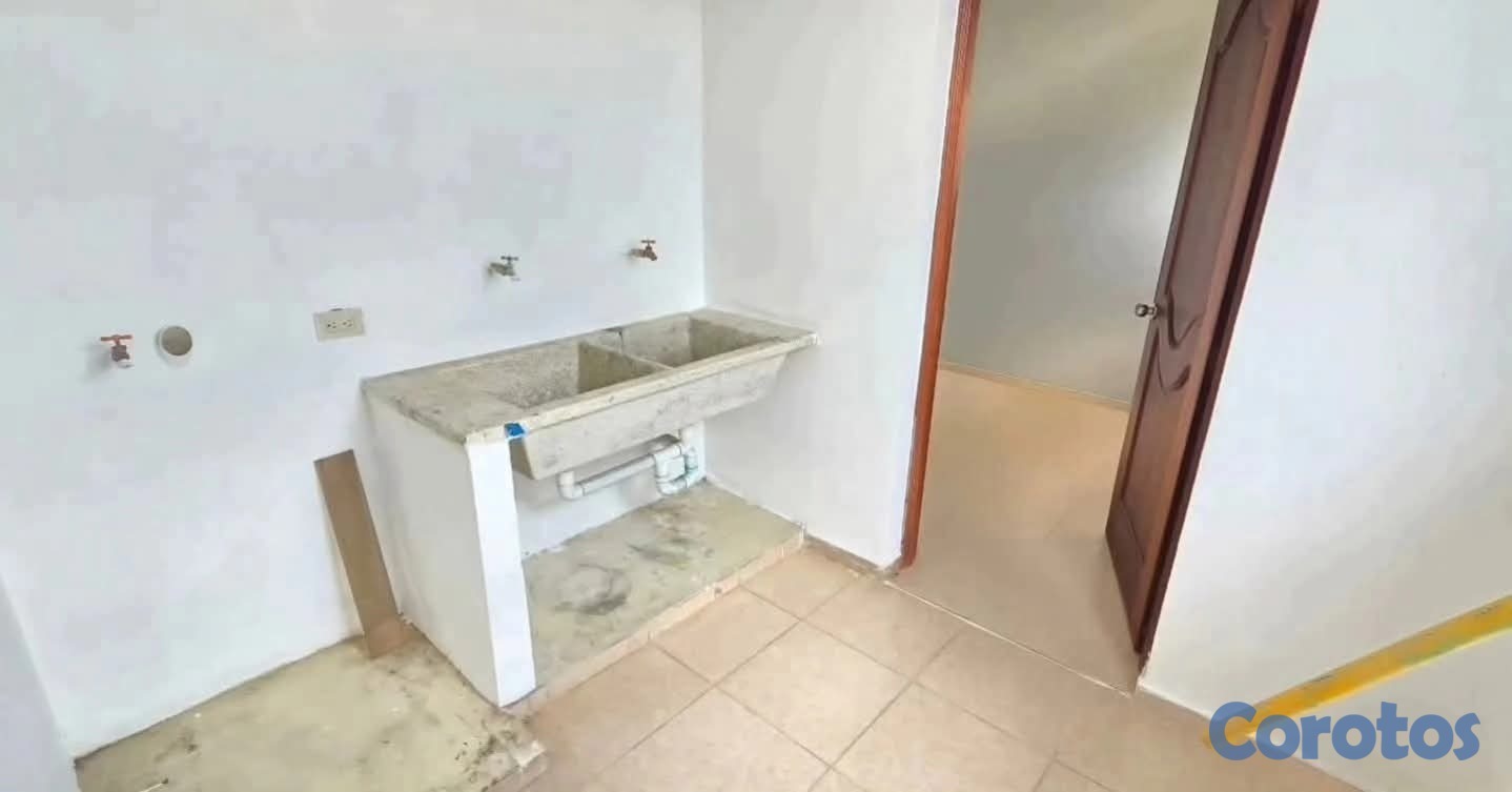 apartamentos - rento 3er piso cerro de gurabo a 5 minutos de plaza hache  6