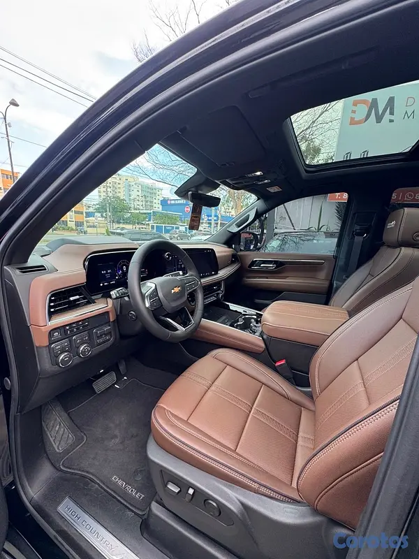 jeepetas y camionetas - Chevrolet Tahoe High Country Duramax 2025
 9