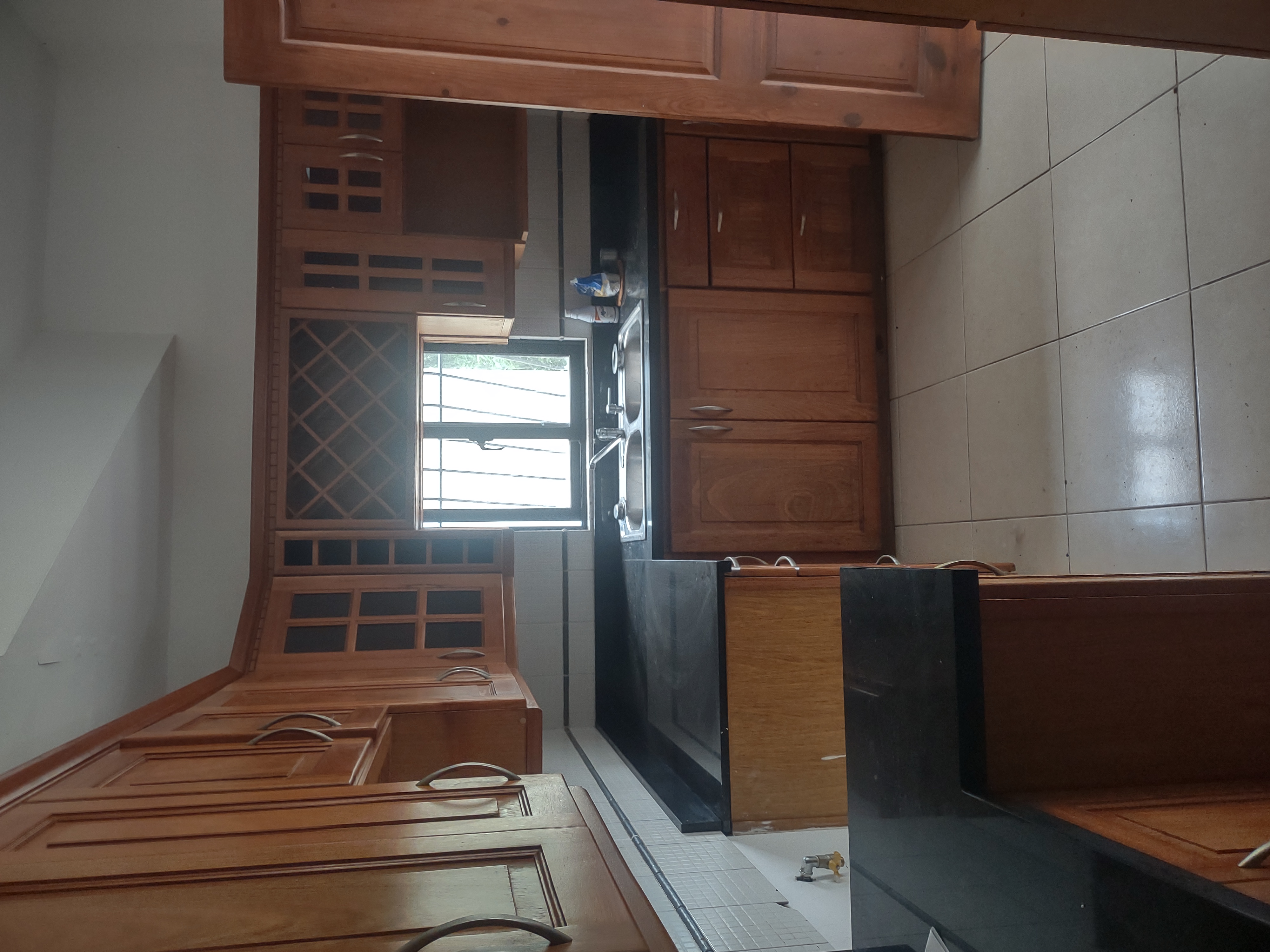 apartamentos - APARTAMENTO EN ALQUILER A UNA ESQUINA DE LA UASD 8
