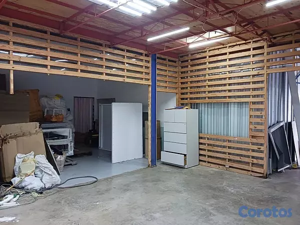 otros inmuebles - Alquilo Nave industrial en Pantoja 2
