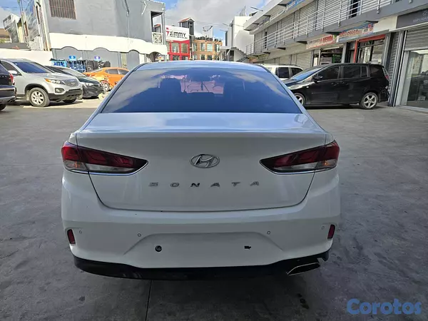 carros - HYUNDAI SONATA NEW RISE 2018 BLANCO 5